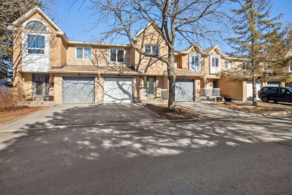 Aspen Village Townhomes