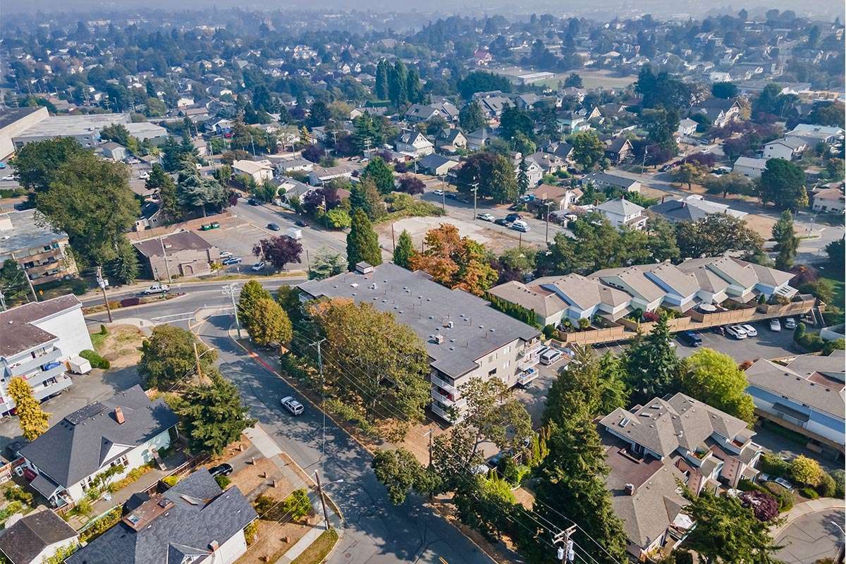 The Dunsmuir Royale Apartments Apartment For Rent CAPREIT