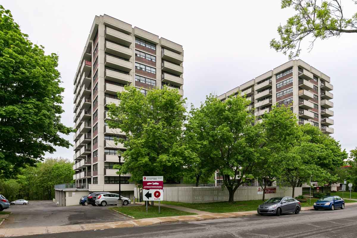 https://www.capreit.ca/wp-content/uploads/2021/09/001-16E9ZQ1N555D-1.jpg
