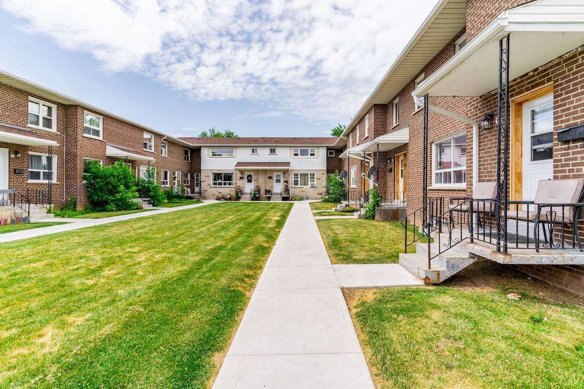 Glenwood Park Townhomes Apartment For Rent CAPREIT