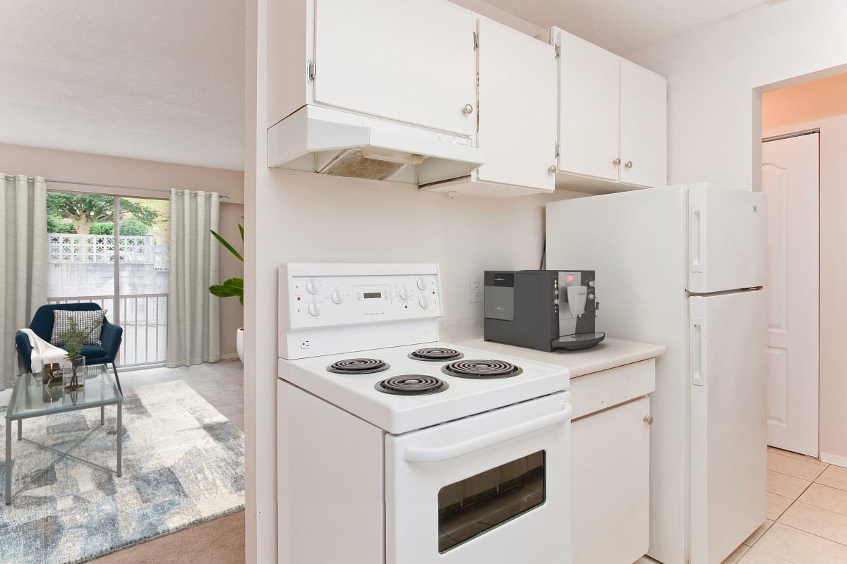 Sherbrooke Manor - Kitchen