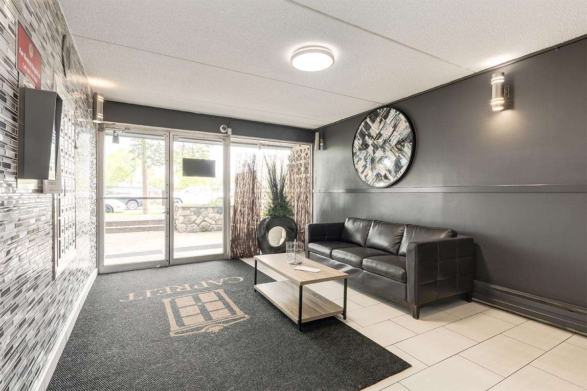 Birchcrest Estates - Lobby