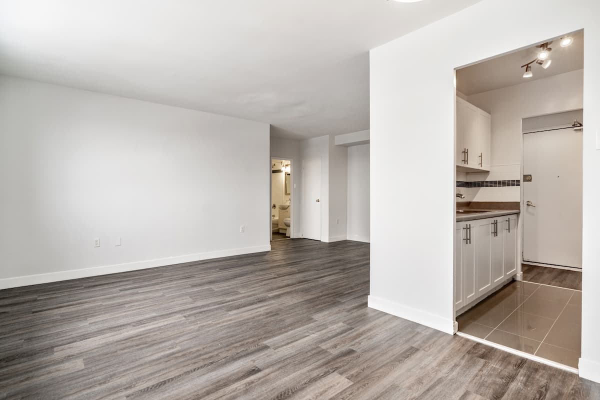 South Garden Apartments - Canadian Apartment Properties REIT