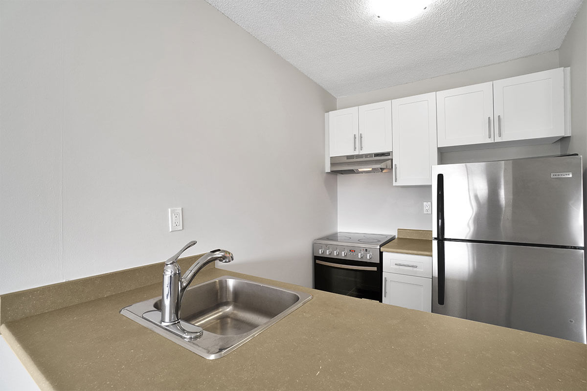 International Plaza Apartments