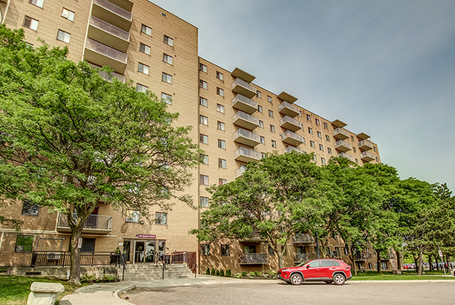 https://www.capreit.ca/wp-content/uploads/2021/09/Apartments-for-rent-Brampton-ON-80-Orenda-Brampton-Village-Exterior-1.jpg