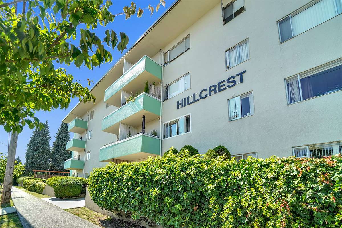 https://www.capreit.ca/wp-content/uploads/2021/09/Apartments-for-rent-New-Westminster-BC-Hiilcrest-Manor-Exterior.jpg