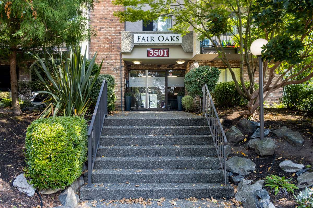 Fair Oaks Apartments