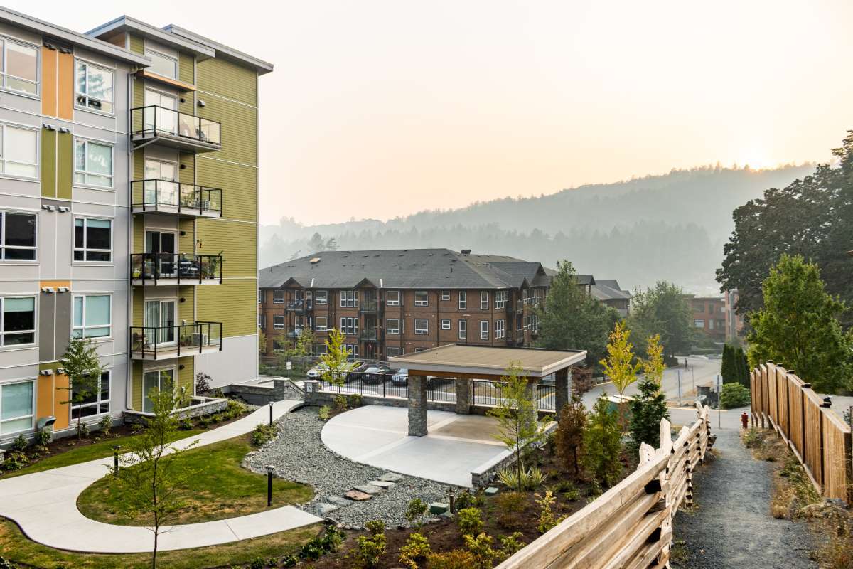 2 Bedroom available at 301 Nursery Hill, Victoria 5