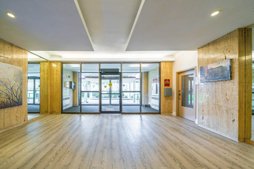 Bentley Apartments