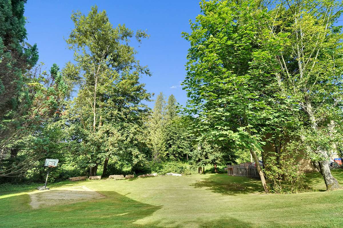 Brookside Gardens Townhomes