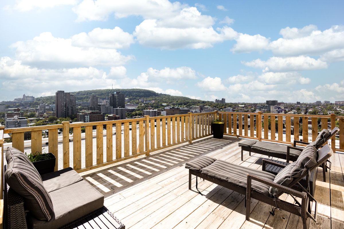 Saguenay Apartments - Rooftop Terrace