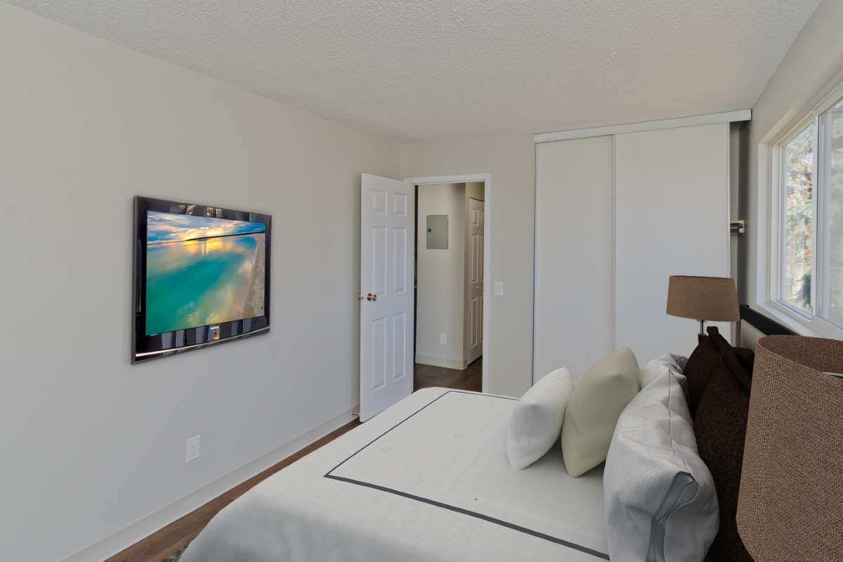 Cedar Ridge - Bedroom
