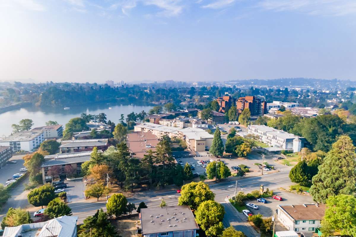 2 Bedroom available at 215-221,155,157 & 243 Gorge Road East 4