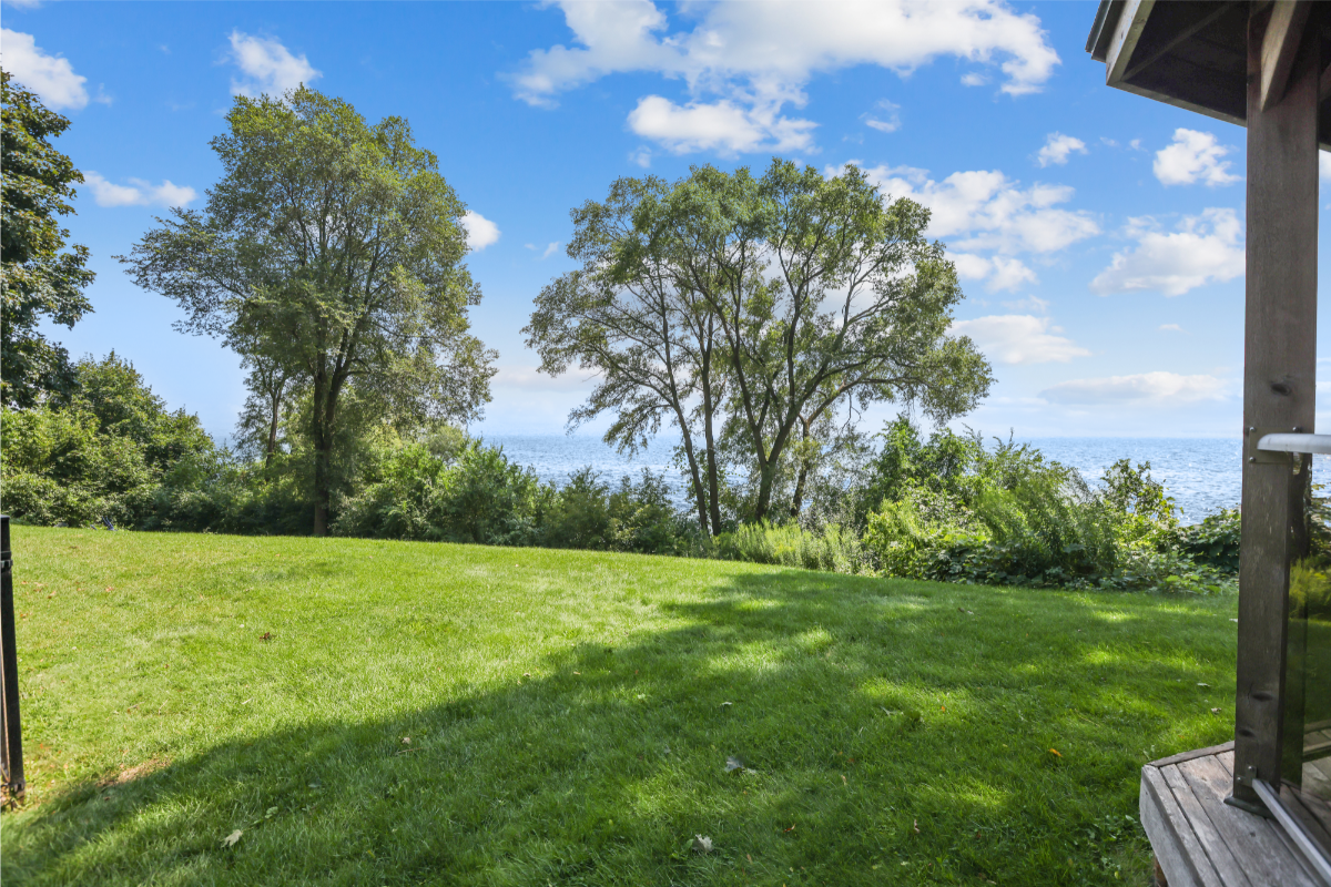 2 Bedroom available at 5200 Lakeshore Road, Burlington 5
