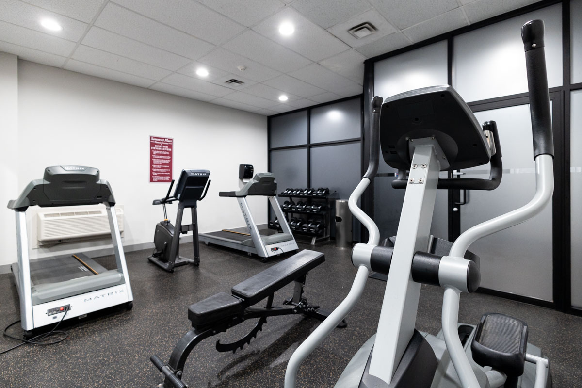 https://www.capreit.ca/wp-content/uploads/2021/09/Somerset-Place-Gym-Web.jpg