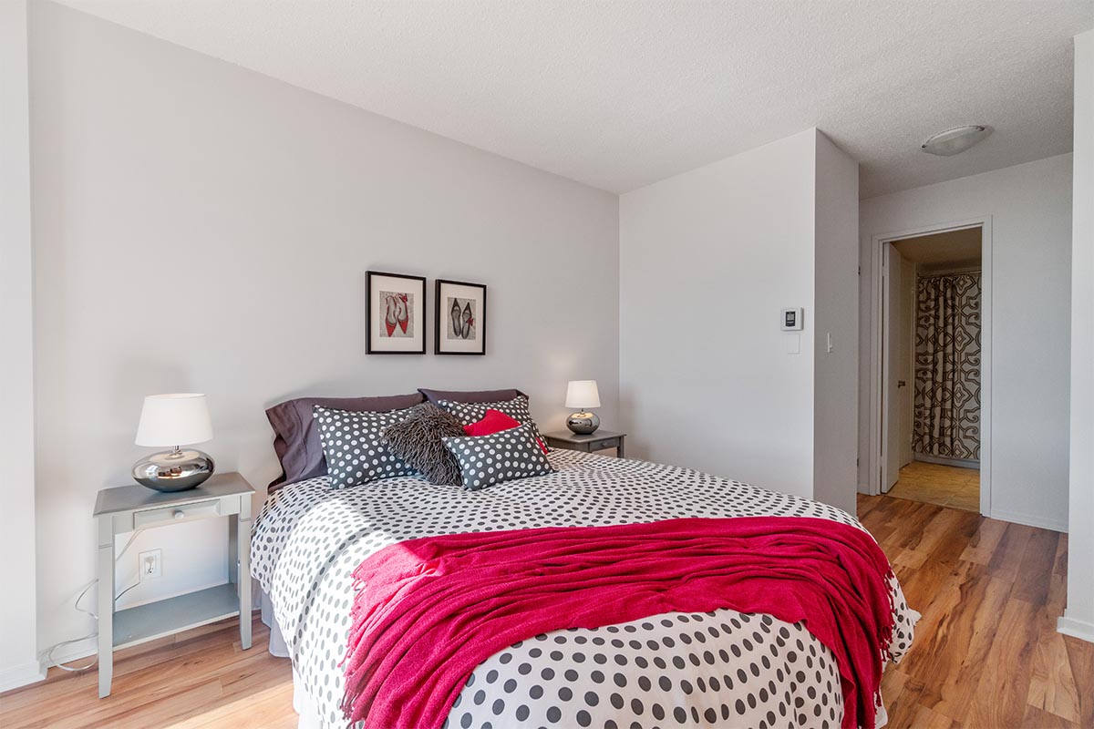 2 Bedroom - 1245, 1275 Chemin Ste. Foy, 830, 840, 850 Ave. Ernest-Gagnon, 875 Ave. Holland 2