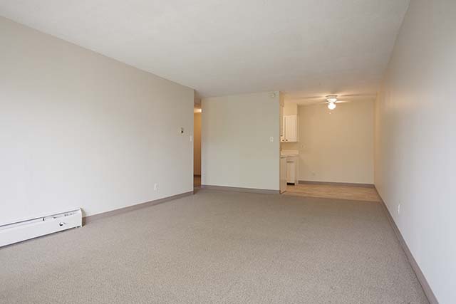 Holly Tree Apartments - 1 Bedroom 5
