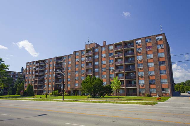 https://www.capreit.ca/wp-content/uploads/2021/09/web-capreit-on-burlington-640guelph-photo-2.jpg