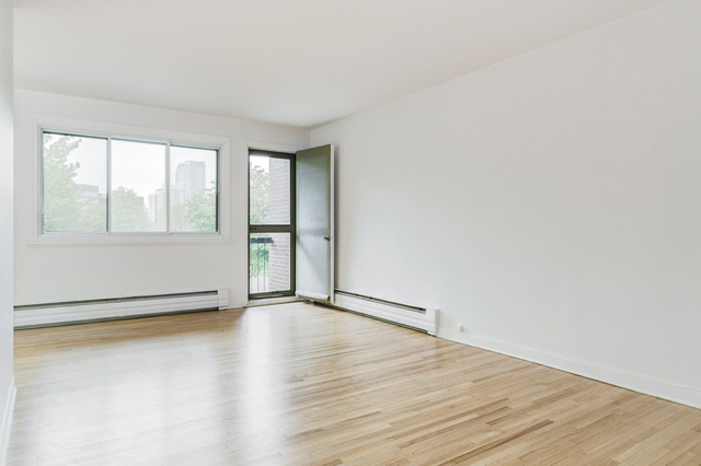 https://www.capreit.ca/wp-content/uploads/2021/09/web-capreit-qc-quebeccity-3094ruedeschatelets-photo-013.jpg