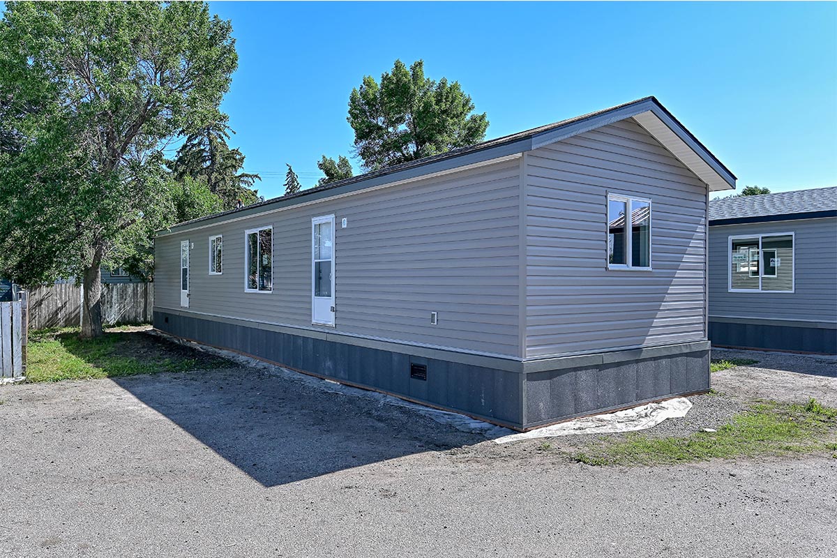 Coalhurst Community Canadian Apartment Properties REIT