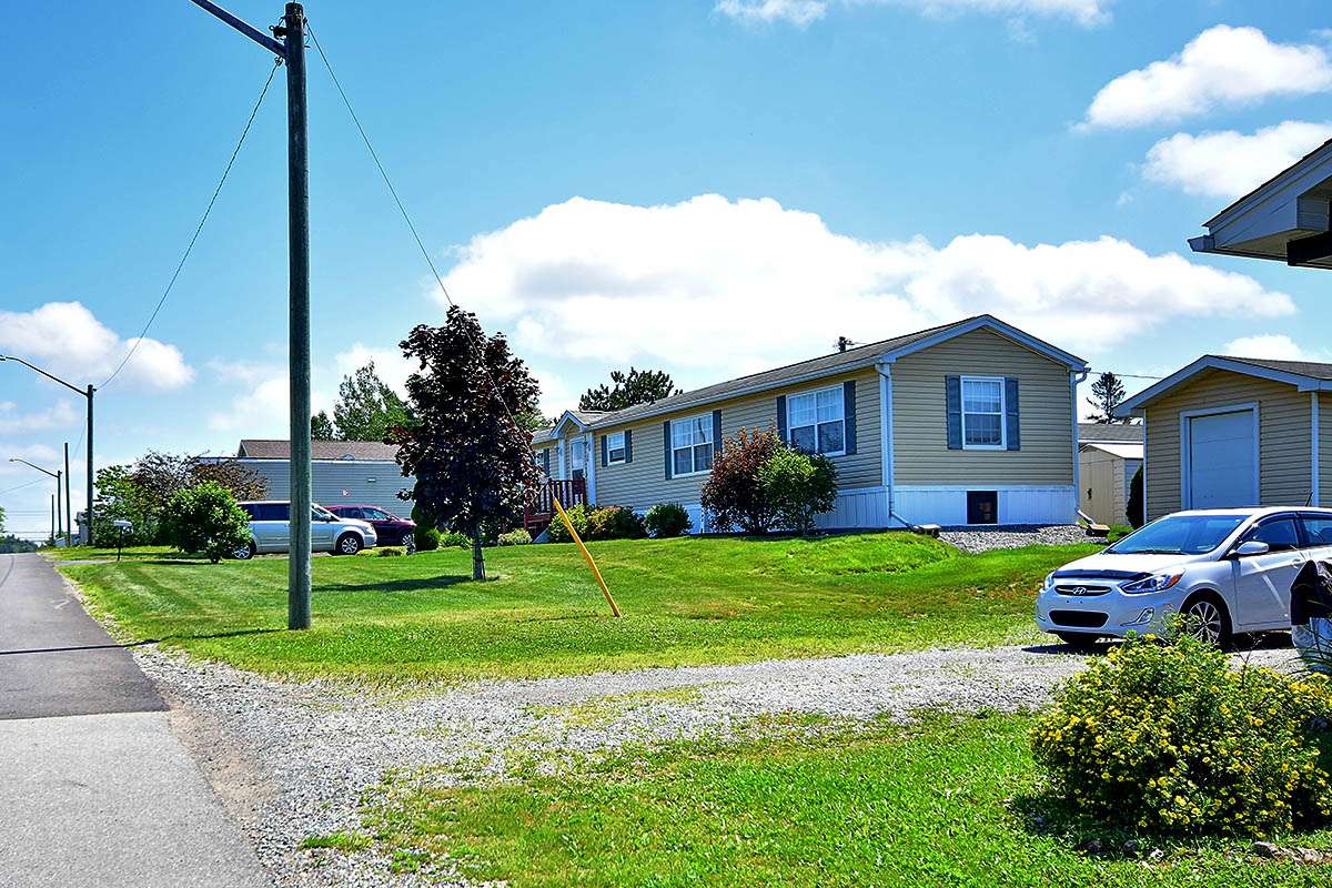 Parkside Estates Quispamsis, NB (68009) Canadian Apartment