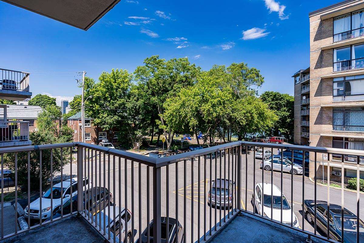 2527 Lake Shore Blvd West, Toronto, ON, Apartment for rent for 1,695