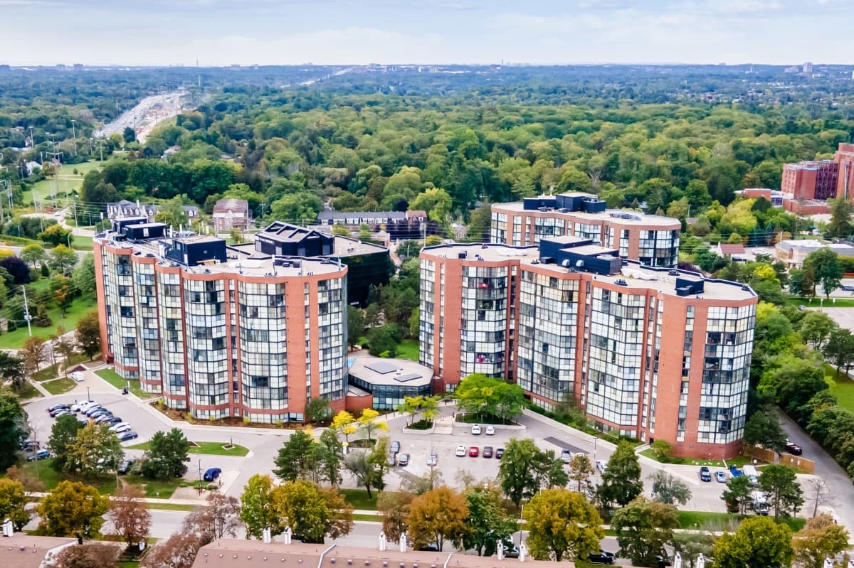 https://www.capreit.ca/wp-content/uploads/2021/12/Sherobee-mississauga-ON-drone.jpg