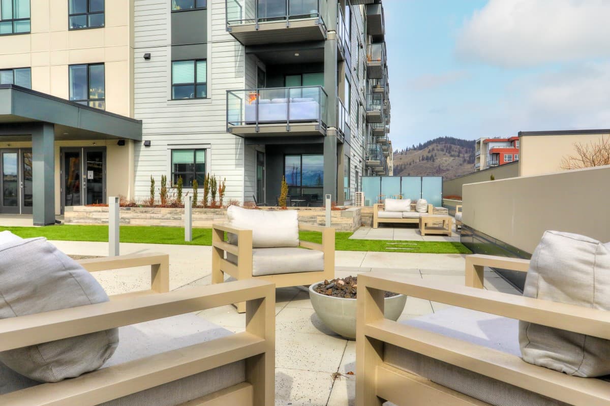 Proxima - Rooftop Social Area