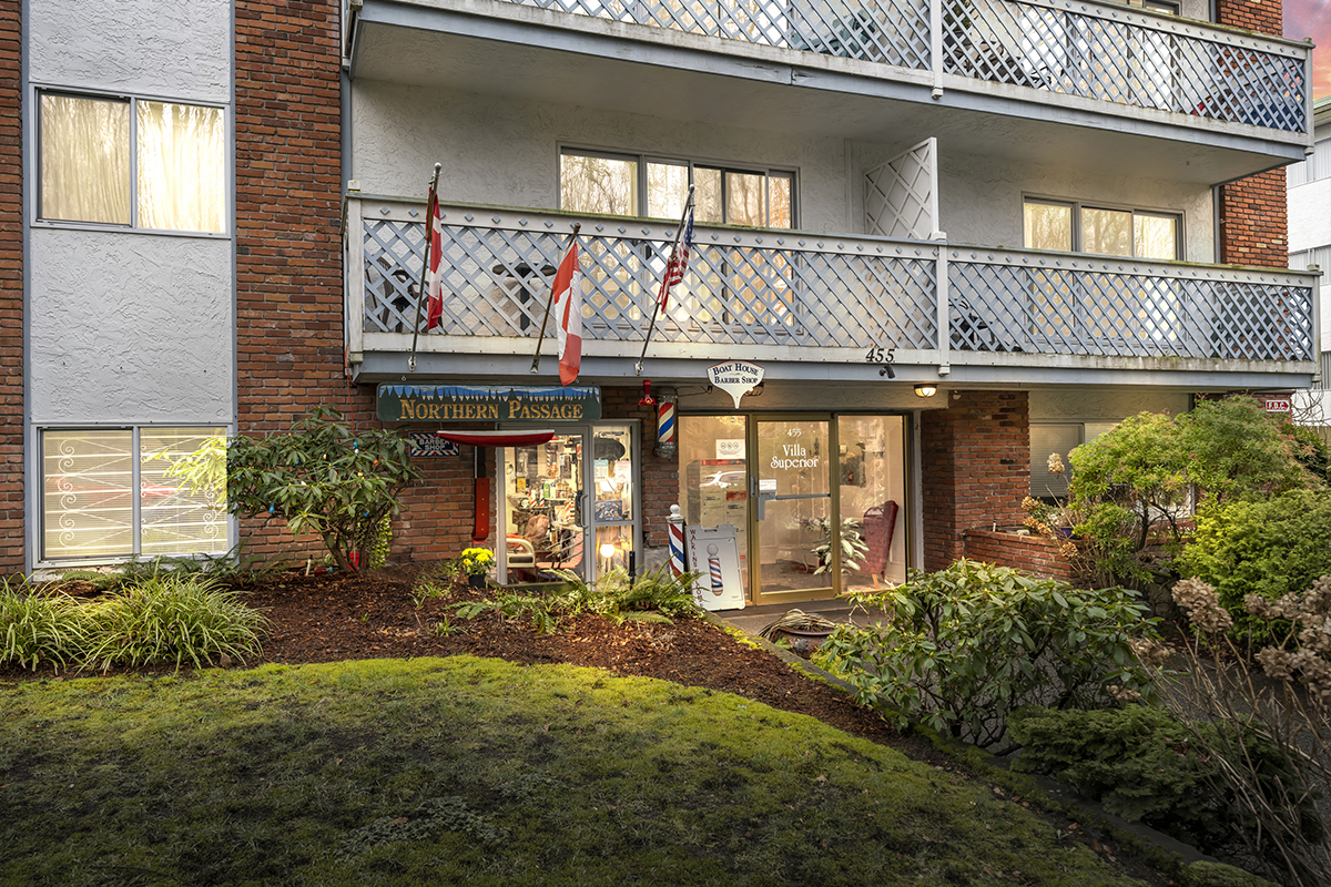 https://www.capreit.ca/wp-content/uploads/2022/02/VIlla-Superior-455-Superior-st-Victoria-BC-Exterior-Entrance-02.png