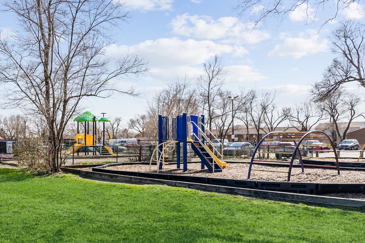 https://www.capreit.ca/wp-content/uploads/2022/05/13-1050-markham-scarborough-ON-playground.jpg