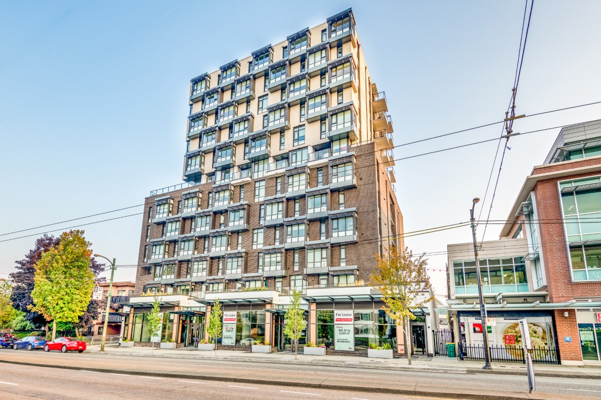 Hub Place - exterior